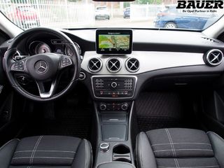 MERCEDES-BENZ GLA 200 7G-DCT Urban