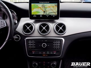 MERCEDES-BENZ GLA 200 7G-DCT Urban