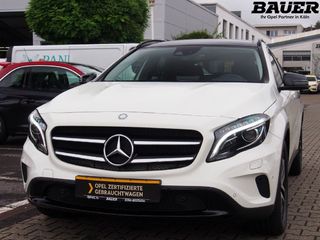 MERCEDES-BENZ GLA 200 7G-DCT Urban
