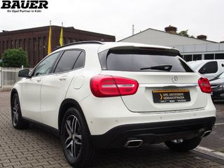 MERCEDES-BENZ GLA 200 7G-DCT Urban