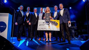 News: Opel Bauer auf der HEY WORLD! charity - GALA 2019