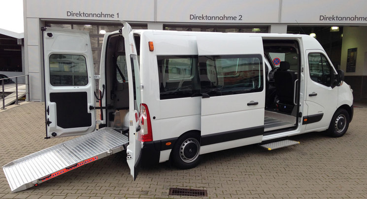 Opel Movano Trabus 6er Rollibus mit Heckabsenkung