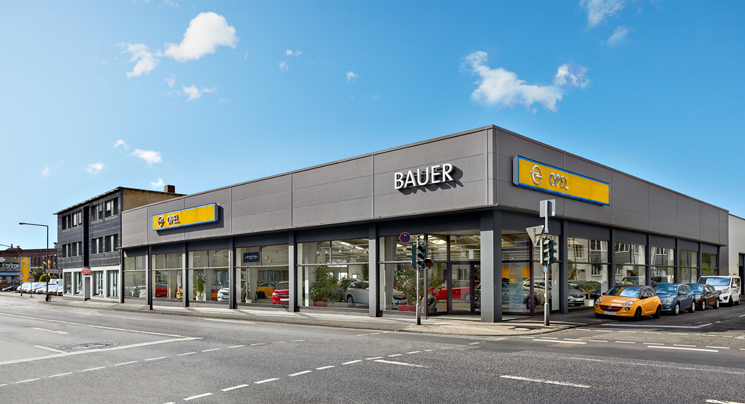 Außenansicht Opel Bauer Köln-Mülheim